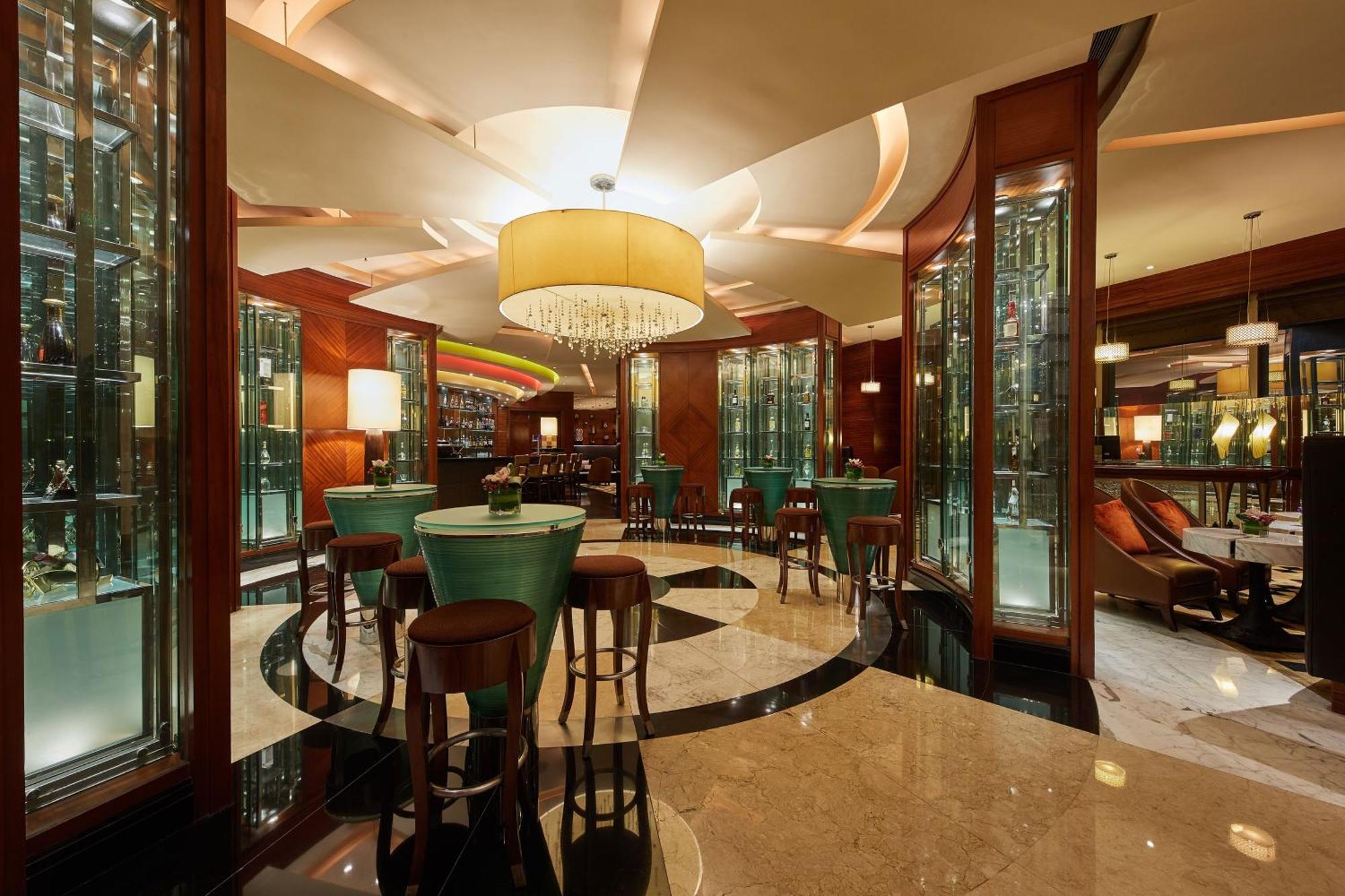 酒店 Four Points By Sheraton 5*